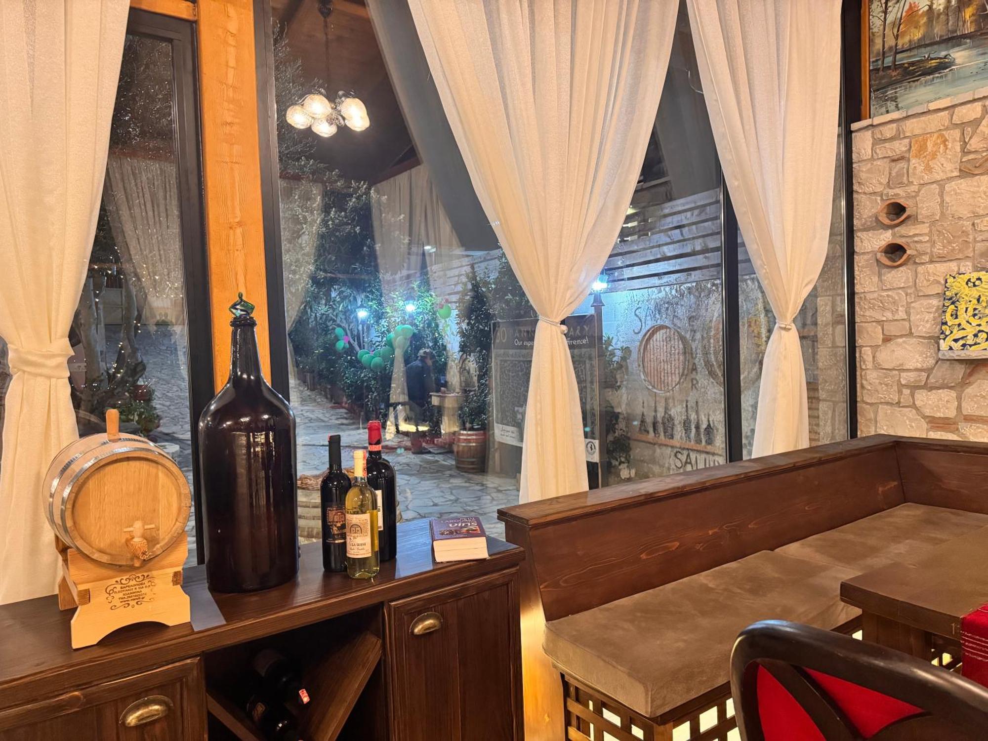 Vila Shehi Guesthouse And Winery Tirana Extérieur photo